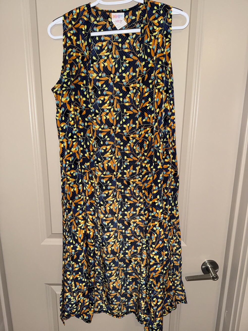 LuLaRoe Sleeveless Floral Shawl Size S